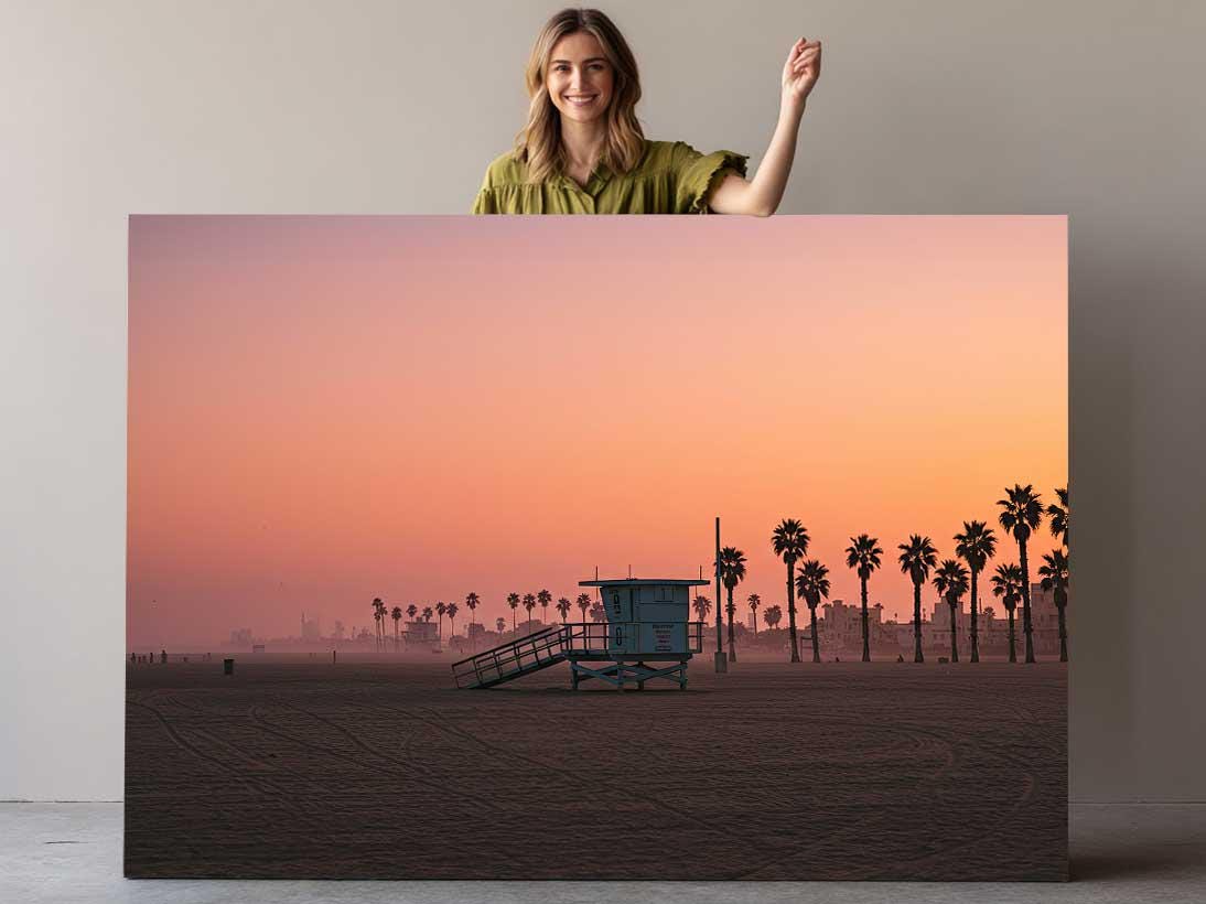 Lifeguard Tower Canvas Print – Sunset Coastal Wall Art with Wood Frame